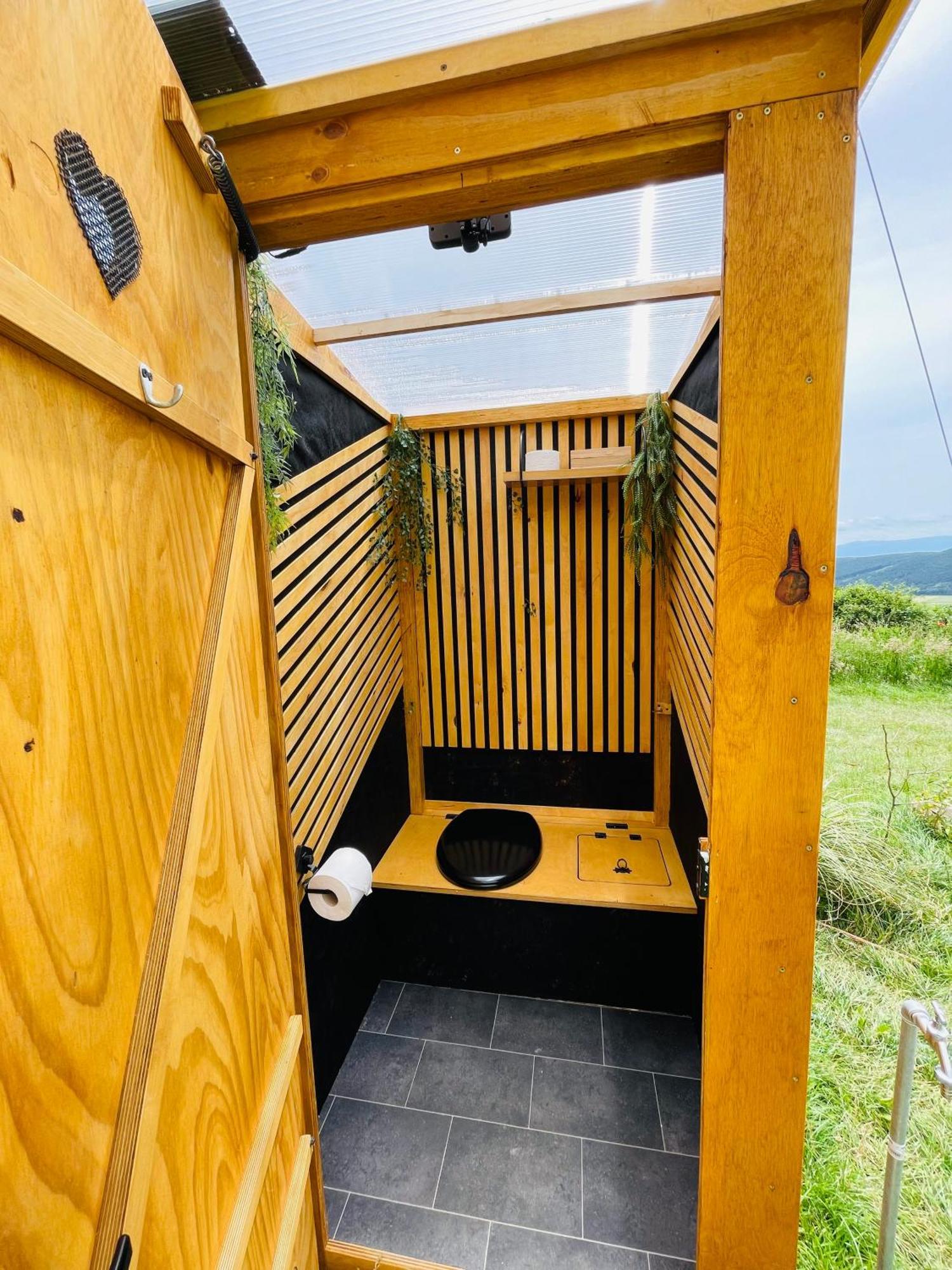 Maiersdorf Glamping Hohe Wand - Zelt Mit Sternenfenster Und Whirlpool酒店 外观 照片