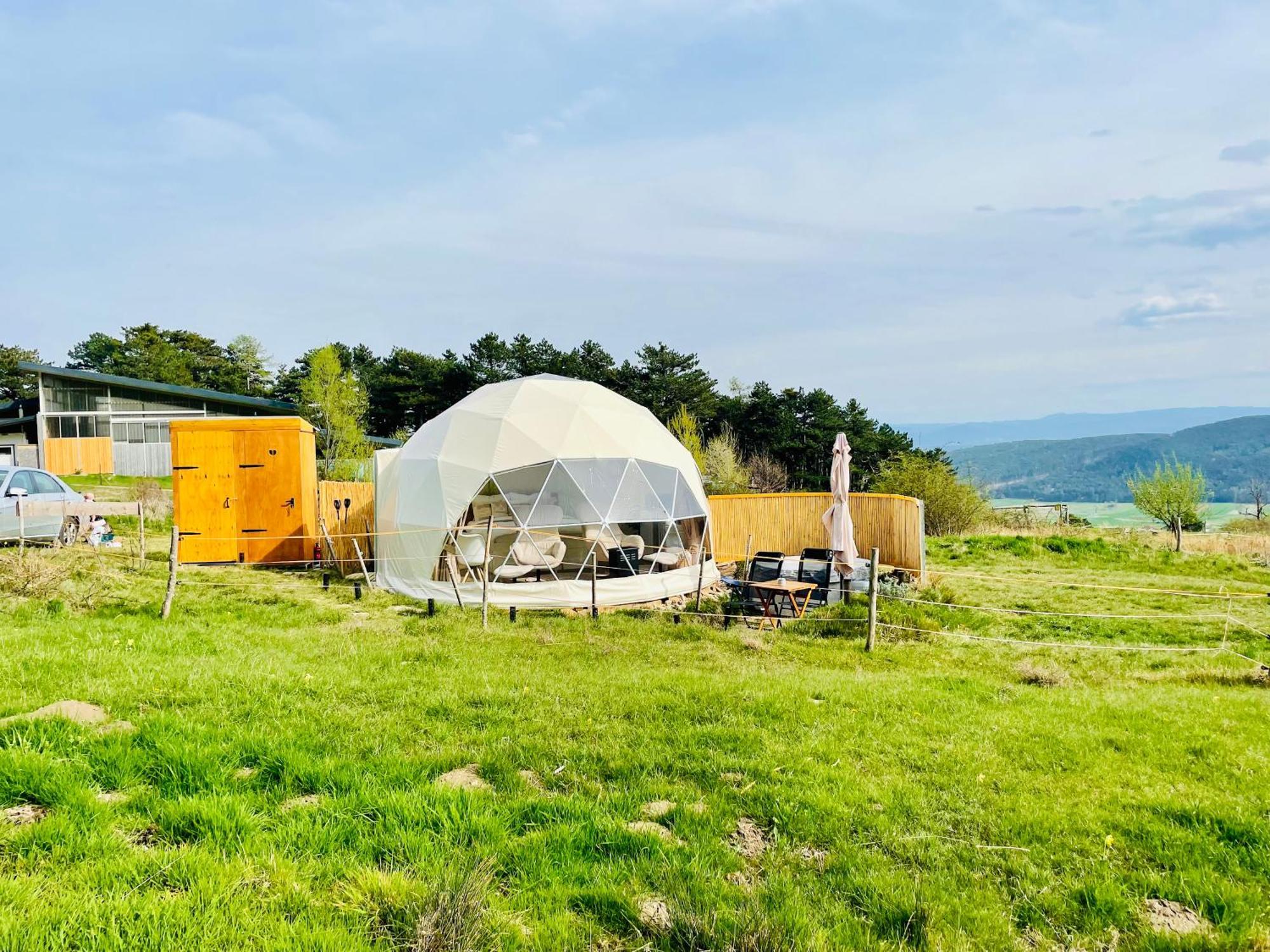 Maiersdorf Glamping Hohe Wand - Zelt Mit Sternenfenster Und Whirlpool酒店 外观 照片